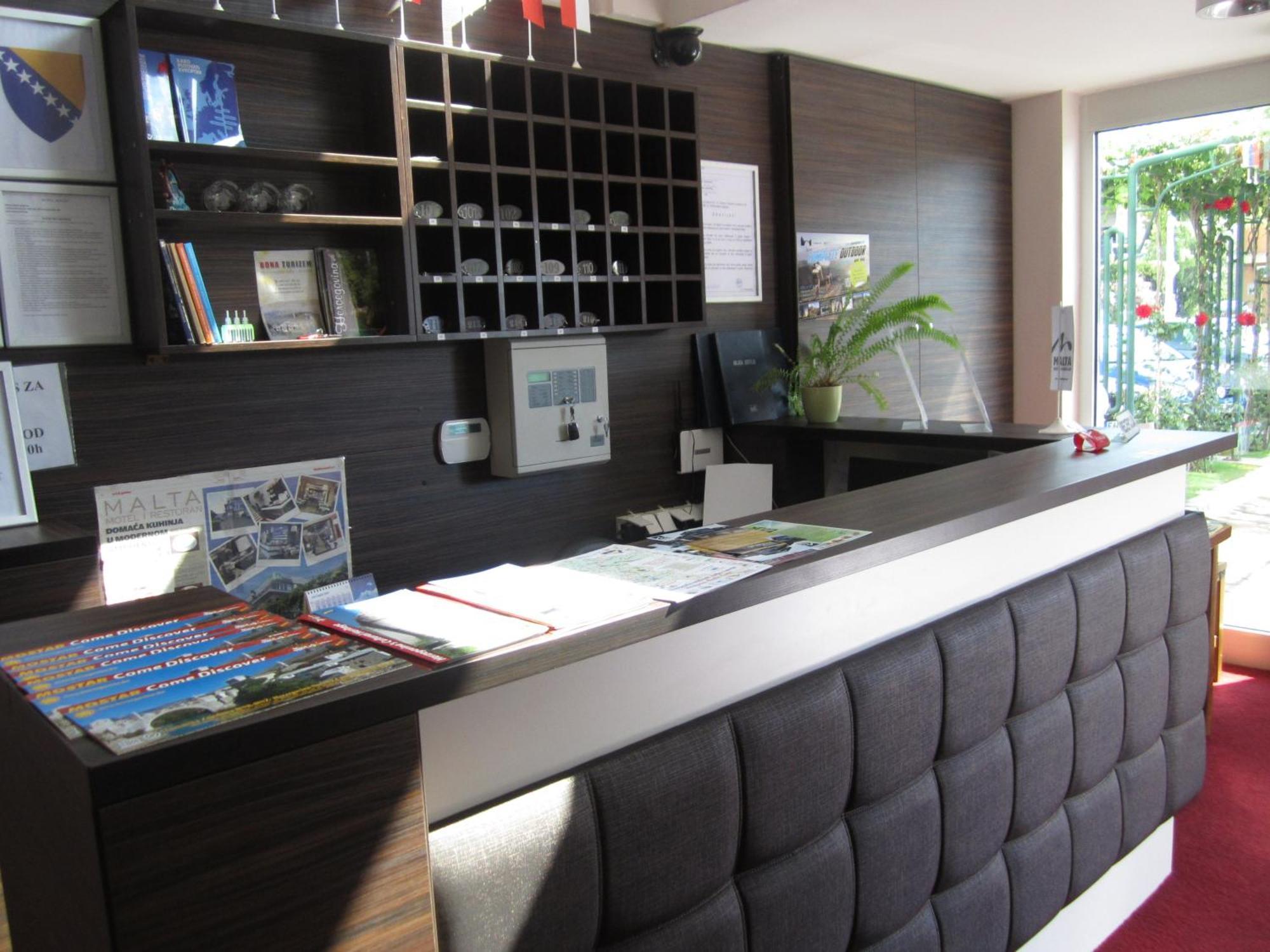 Hotel Malta Mostar Dış mekan fotoğraf