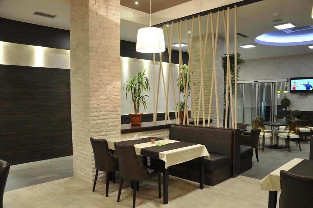 Hotel Malta Mostar Dış mekan fotoğraf